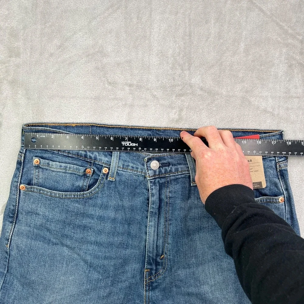 Levis 505 Jeans Mens 36x30 Blue Regular Fit Straight‎ Stretch Medium Wash NWT